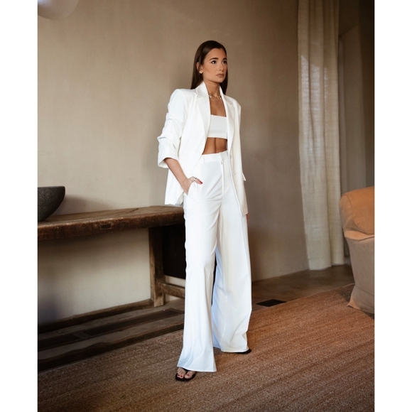Hurry last day ❗Danielle Bernstein white blazer - Picture 3 of 3